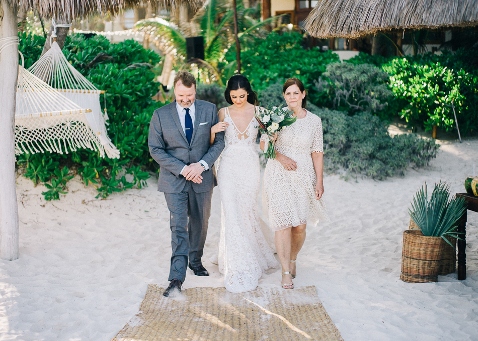 HANNAH SHELBY: Tulum Wedding