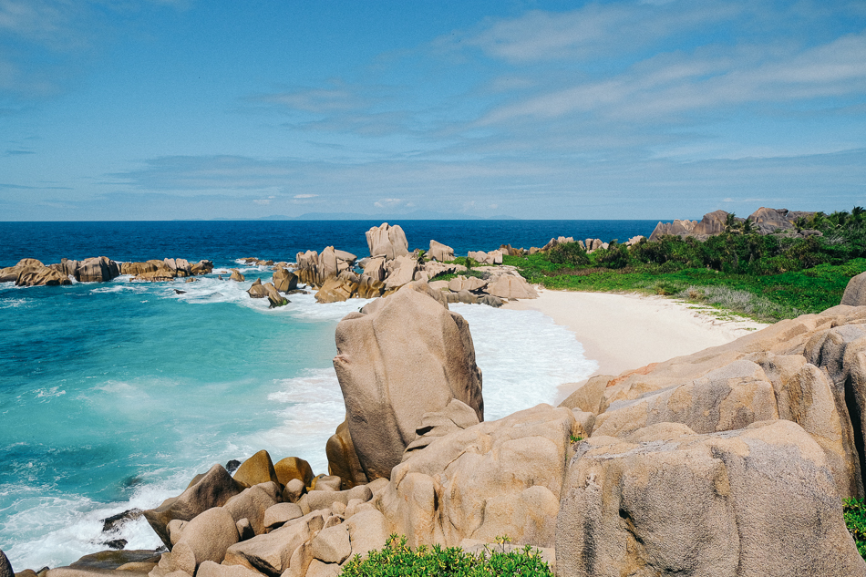 HANNAH SHELBY: La Digue Seychelles Photo Diary + Travel Guide