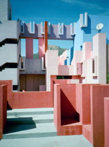 Is This Place Real? Architect Ricardo Bofill’s Masterpiece: La Muralla ...